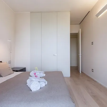 Stylish Elegant In Torre Solaria With Exclusive Milan's View * ミラノ
