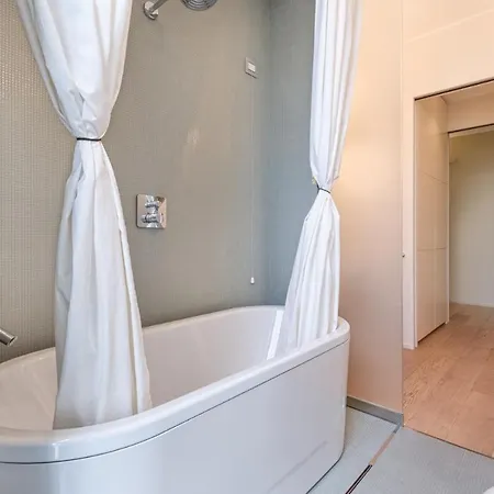 Appartement Stylish Elegant In Torre Solaria With Exclusive Milan's View *